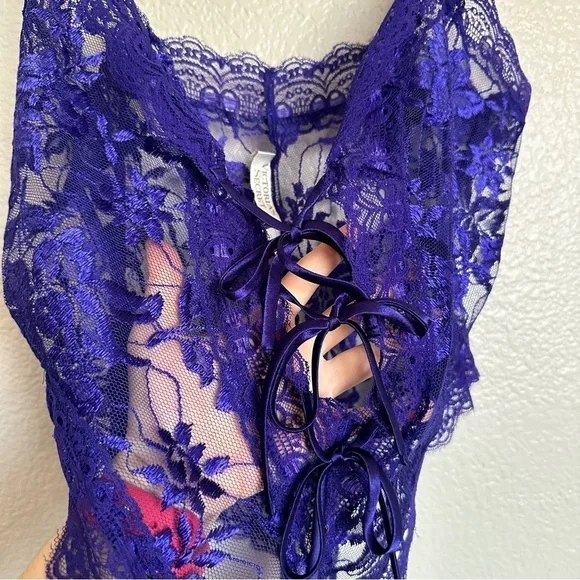 Vintage Victoria's Secret Purple Lace Lingerie Bodysuit Size M - Picture 4 of 12